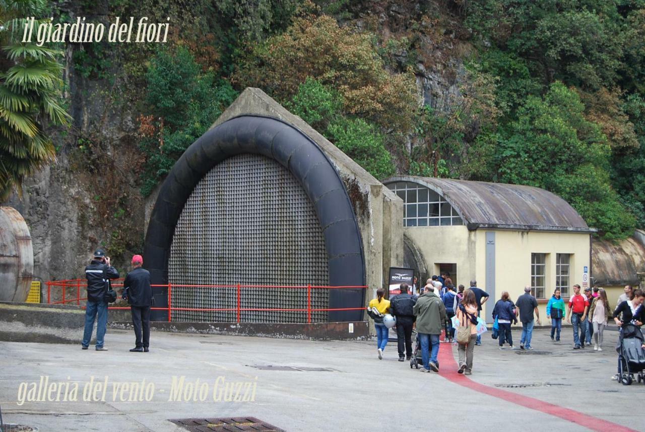 マンデッロ・デル・ラーリオIl Giardino Dei Fioriアパートメント エクステリア 写真